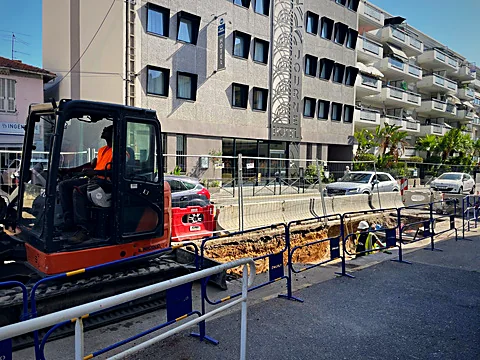 Obra de instalación de un colector de PRFV en Saint-Laurent-du-Var